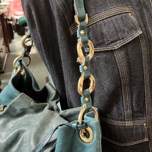 Vince Camuto  Hobo bag  large  teal green genuine leather  goldtone hardware GUC - Picture 5 of 16